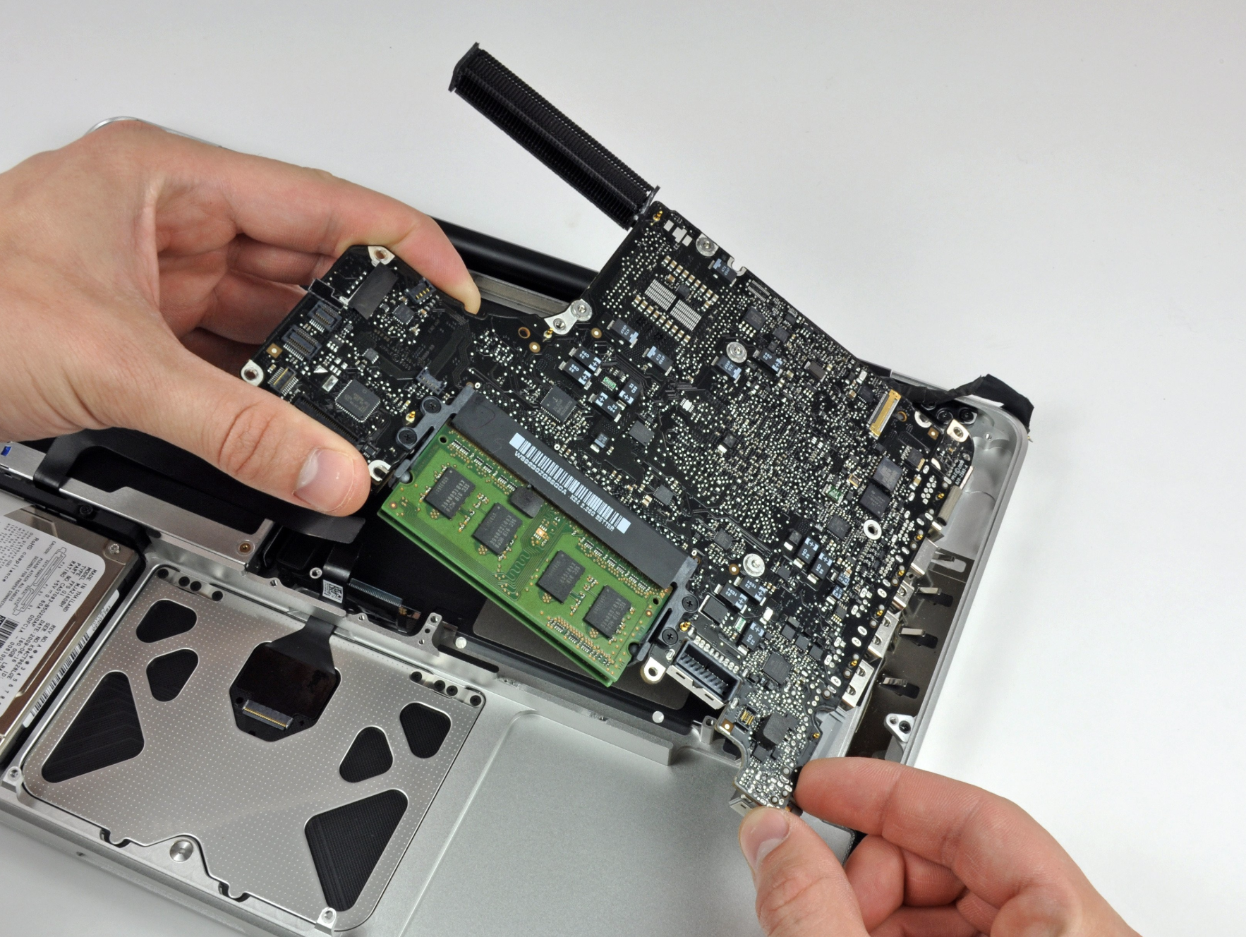 อัปเกรด RAM MacBook